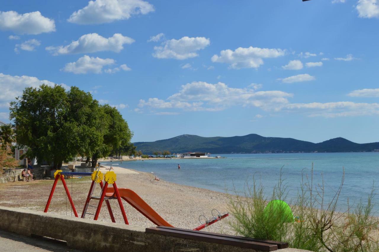 Apartmani Mila Sukošan Exteriér fotografie